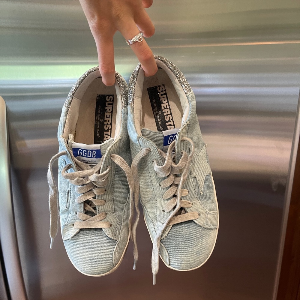 GOLDEN GOOSE